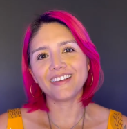 Retrato de Ángela Jerez, paciente de Clínica Áurea