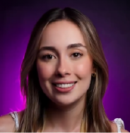 Retrato de Karoll, paciente de Clínica Áurea
